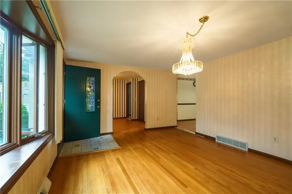 48 Ontario Avenue Cranston RI 02920
