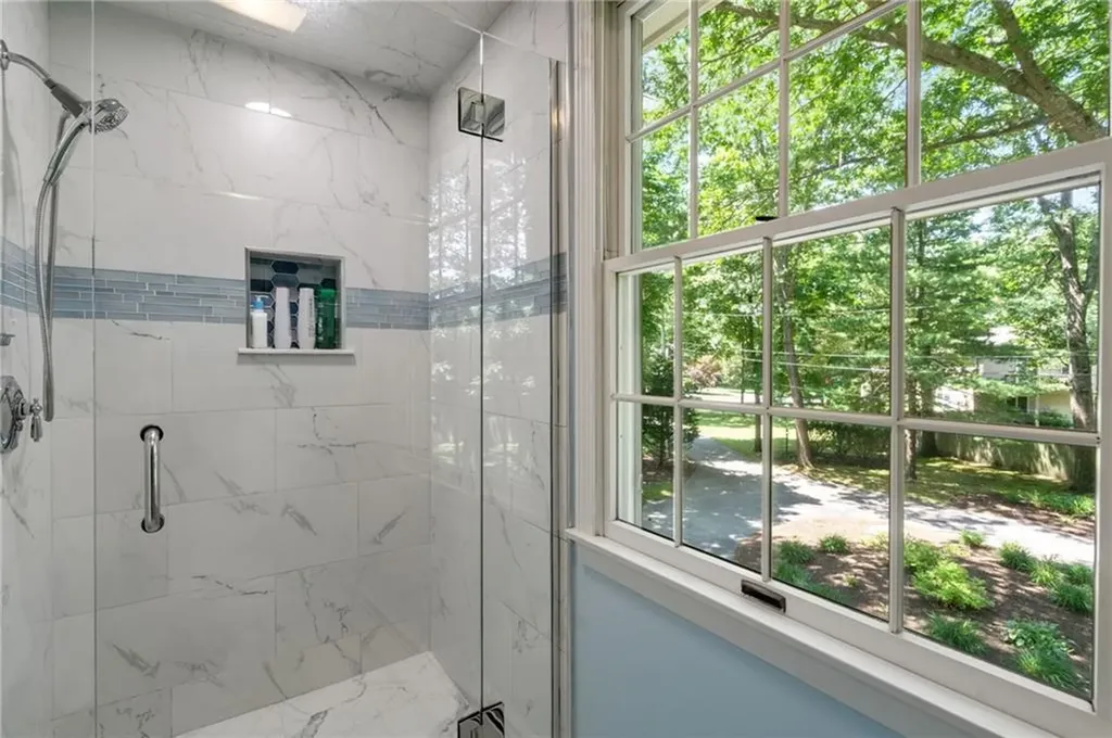 17 Lamson Road Barrington RI 02806