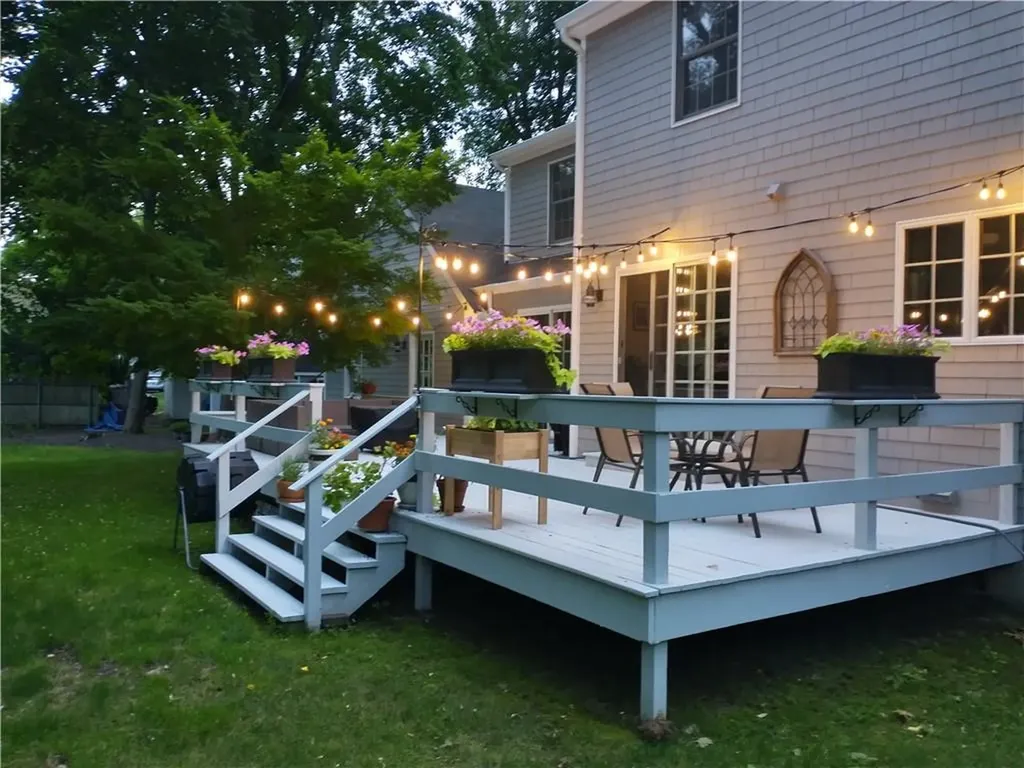 17 Lamson Road Barrington RI 02806