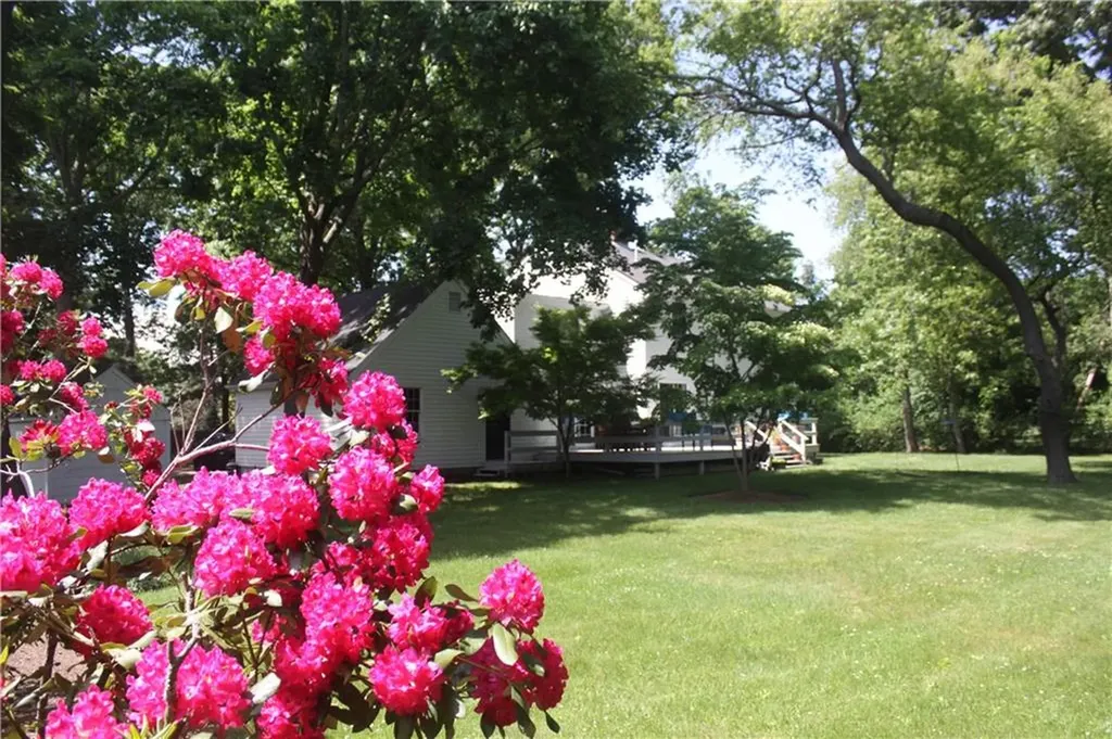 17 Lamson Road Barrington RI 02806