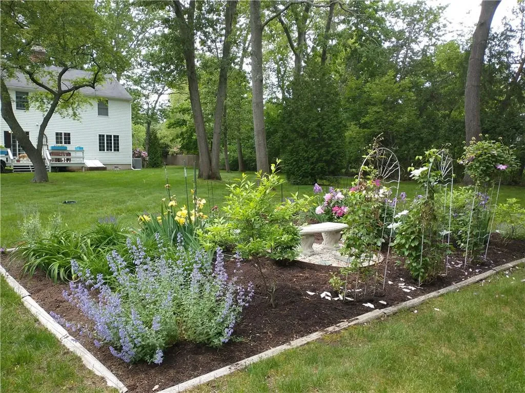 17 Lamson Road Barrington RI 02806