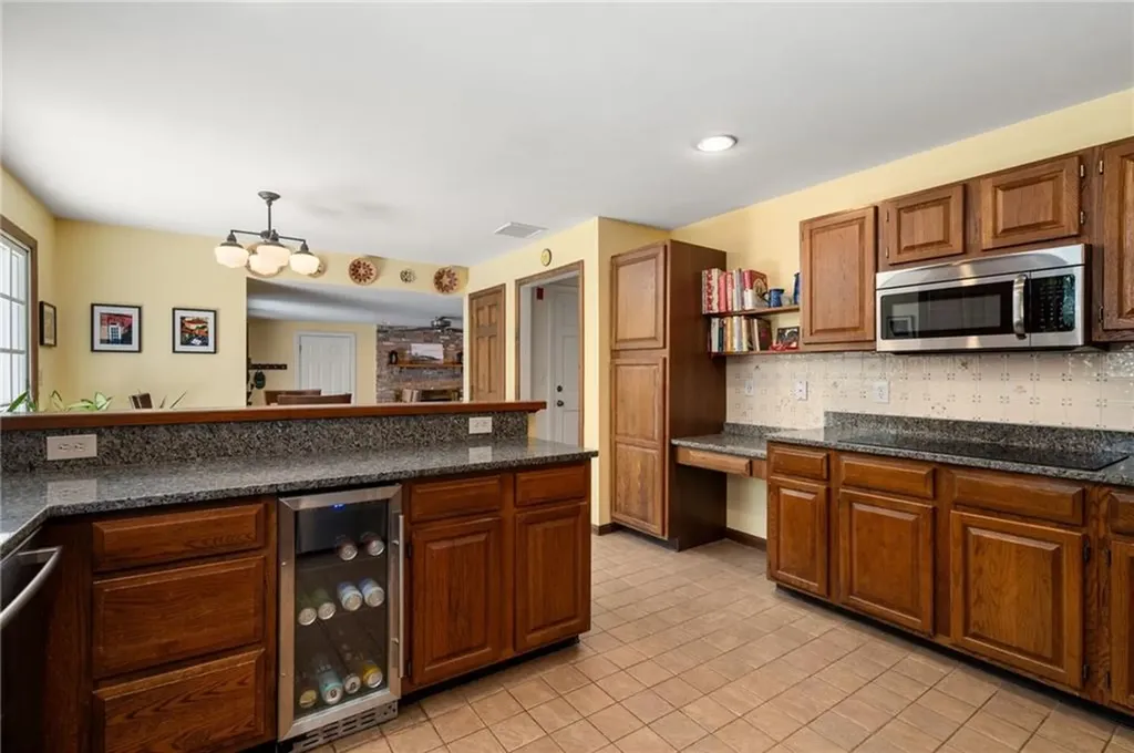 17 Lamson Road Barrington RI 02806