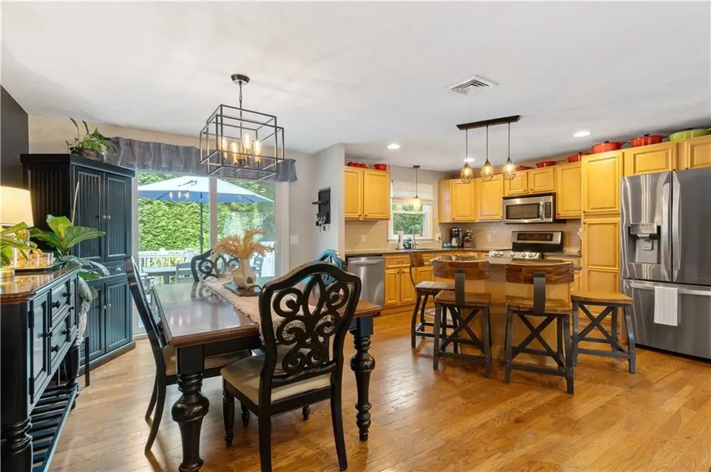 113 Surrey Lane West Warwick RI 02893