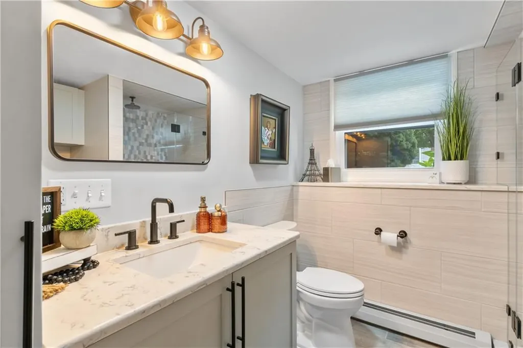 113 Surrey Lane West Warwick RI 02893