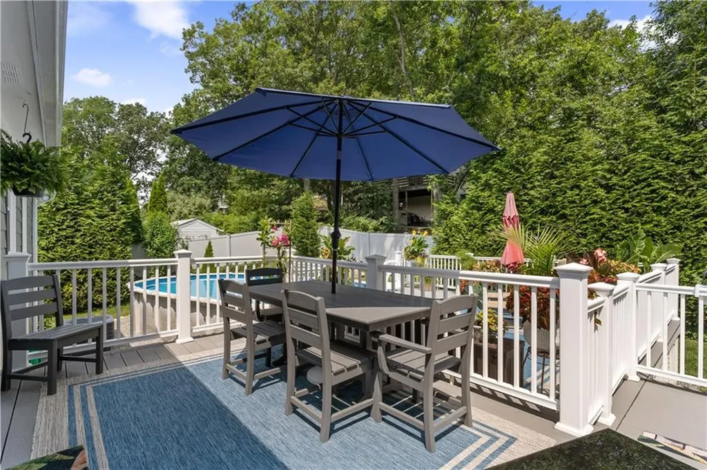 113 Surrey Lane West Warwick RI 02893