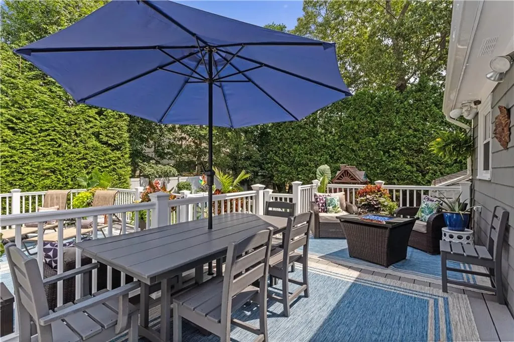 113 Surrey Lane West Warwick RI 02893