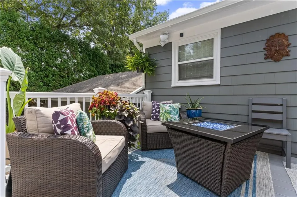 113 Surrey Lane West Warwick RI 02893