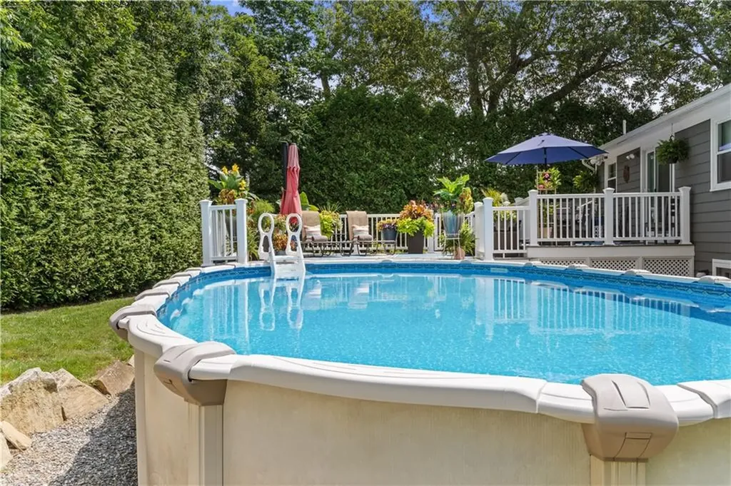 113 Surrey Lane West Warwick RI 02893