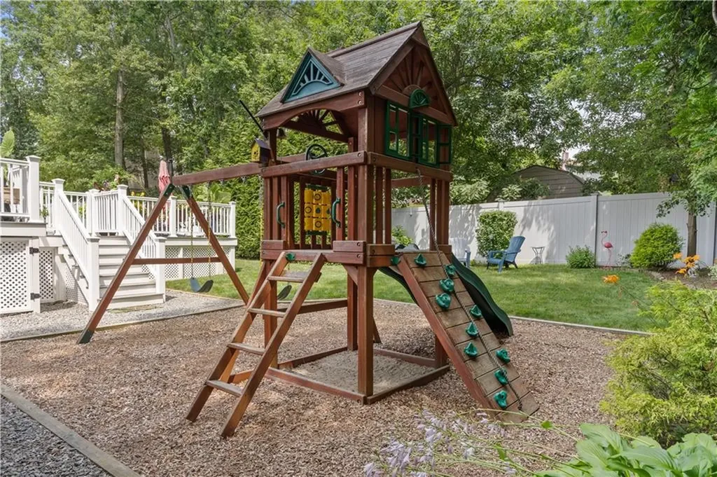 113 Surrey Lane West Warwick RI 02893