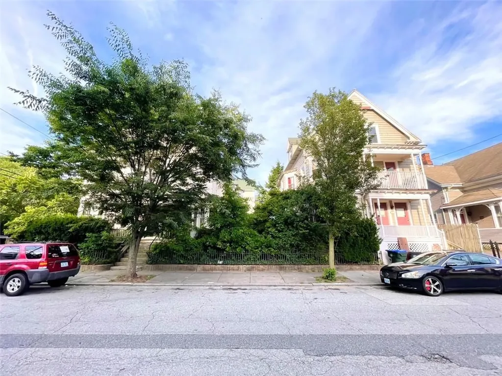 78 Updike Street Providence RI 02907