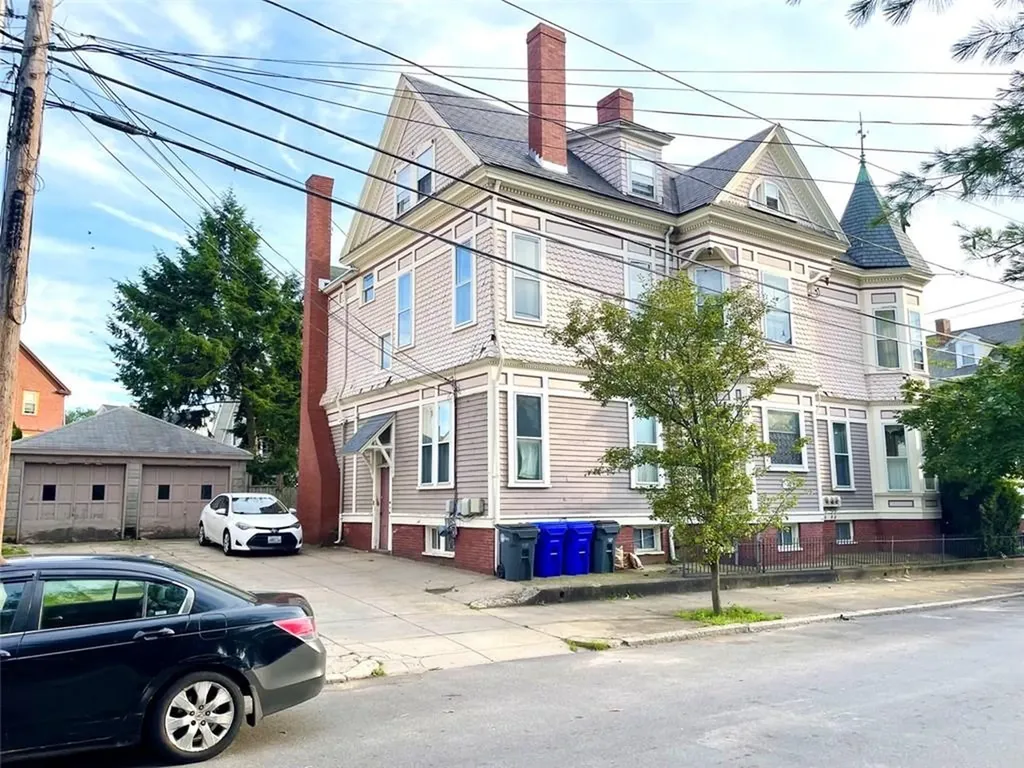 78 Updike Street Providence RI 02907