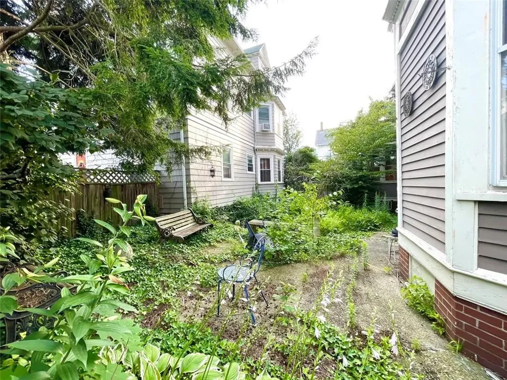 78 Updike Street Providence RI 02907