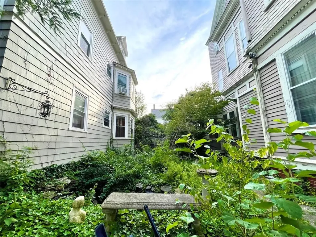 78 Updike Street Providence RI 02907