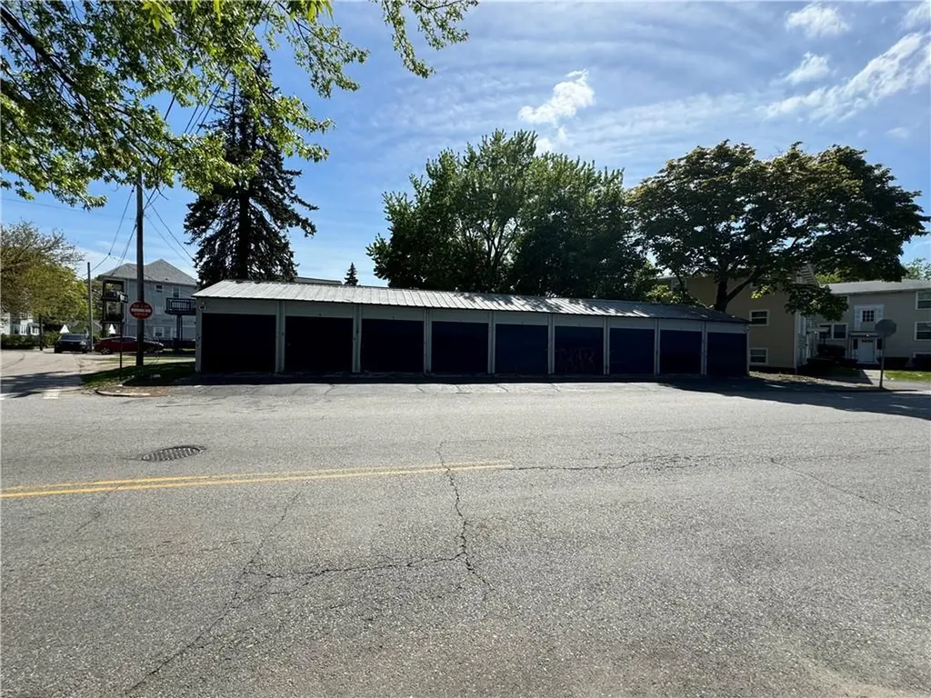 60 Reservoir Avenue Pawtucket RI 02860