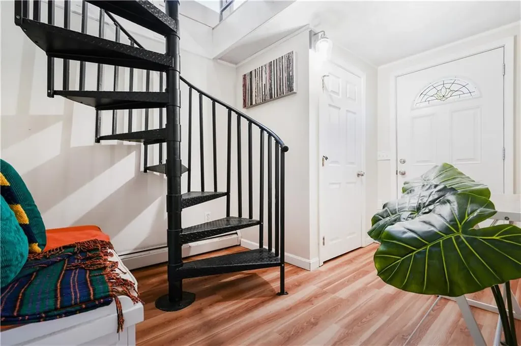 23 Sweeney Lane Bristol RI 02809