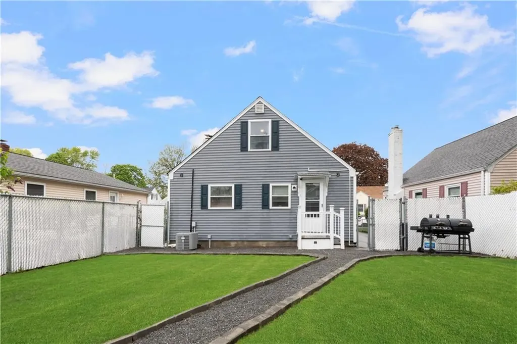 173 Greeley Street Pawtucket RI 02861