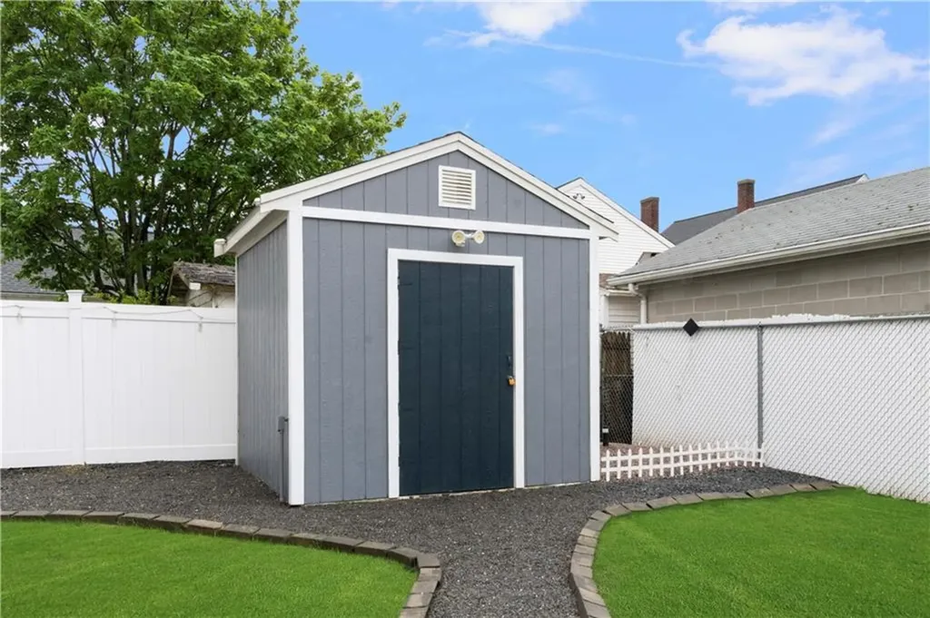 173 Greeley Street Pawtucket RI 02861