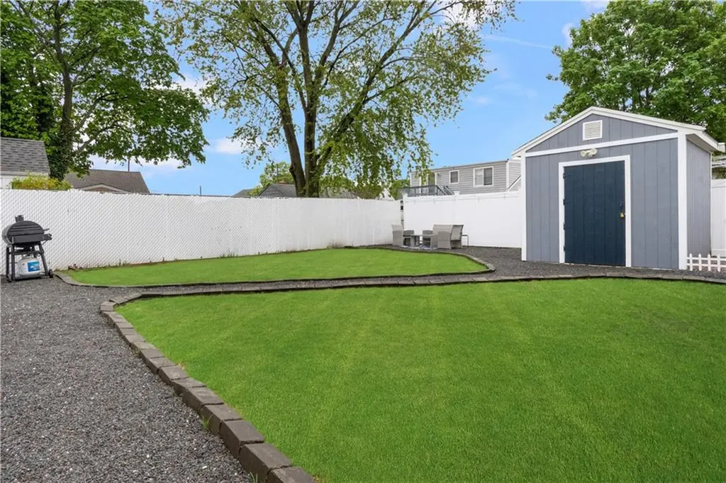 173 Greeley Street Pawtucket RI 02861