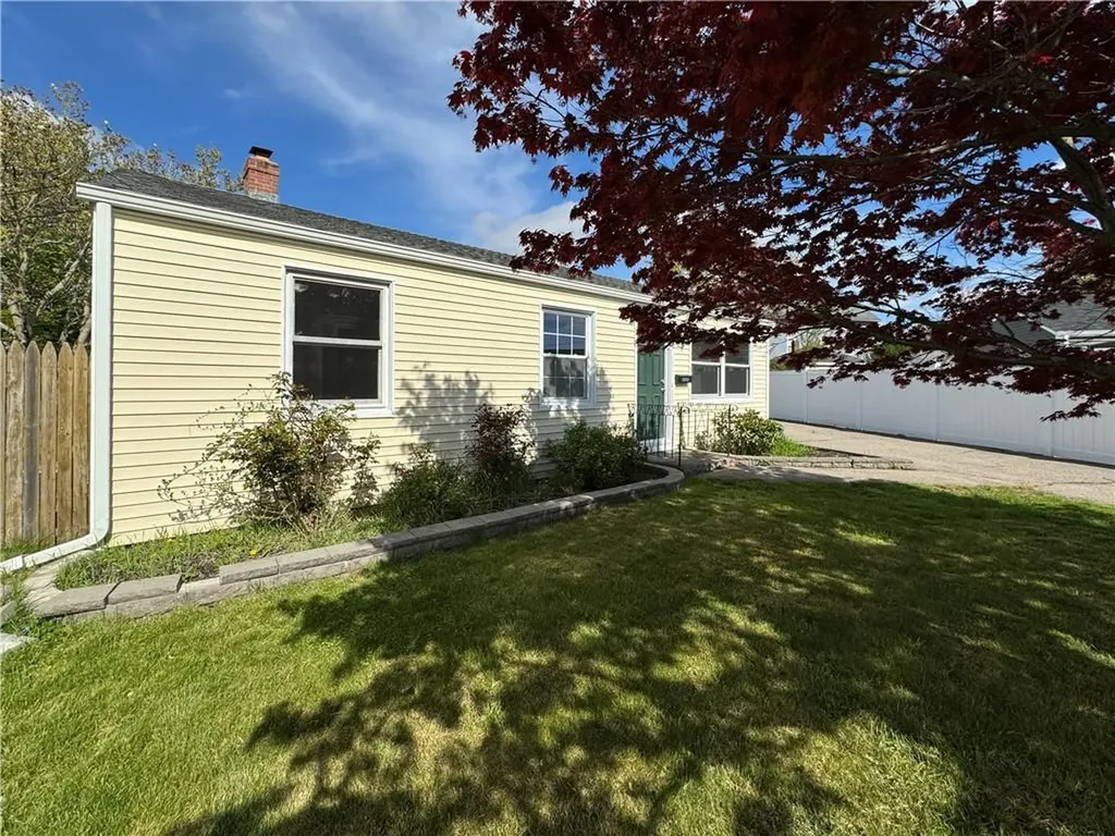 40 Rose Drive Pawtucket RI 02861