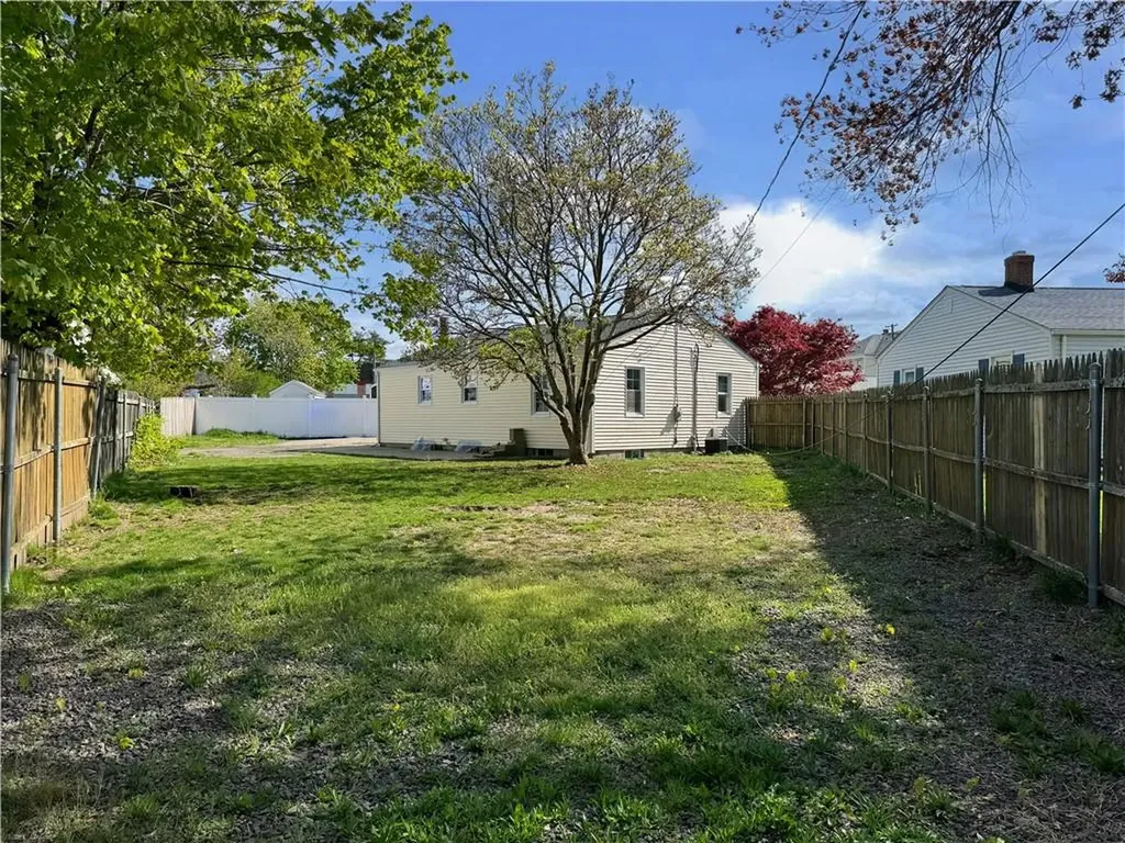 40 Rose Drive Pawtucket RI 02861