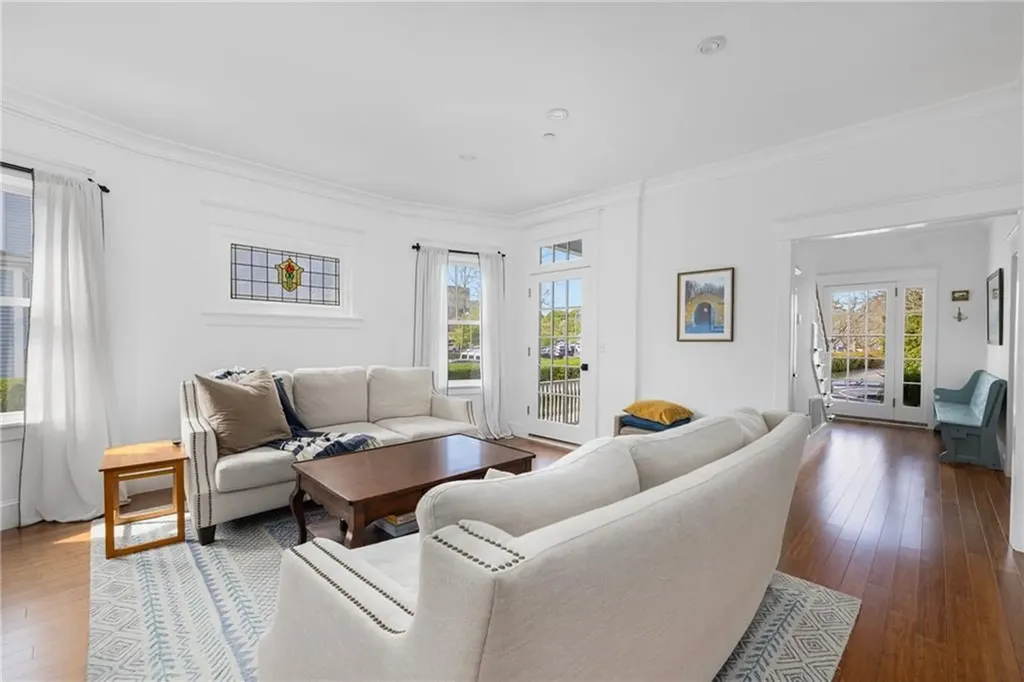 37 Powel Avenue Newport RI 02840