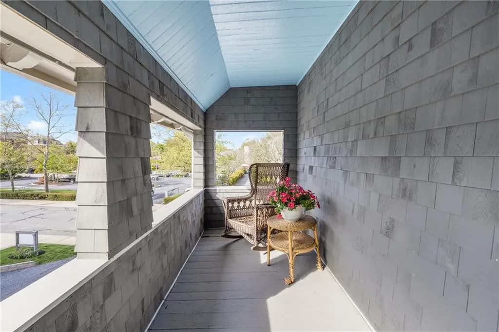 37 Powel Avenue Newport RI 02840