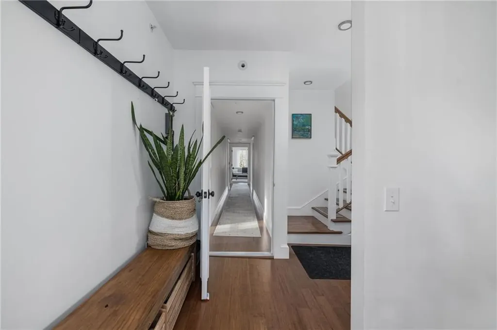 37 Powel Avenue Newport RI 02840