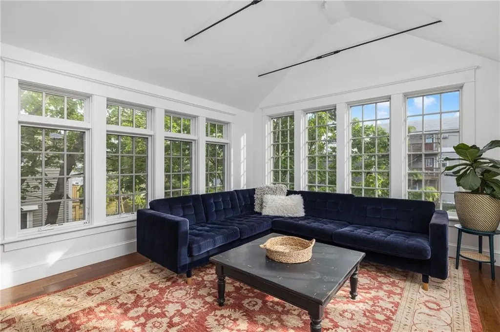 37 Powel Avenue Newport RI 02840