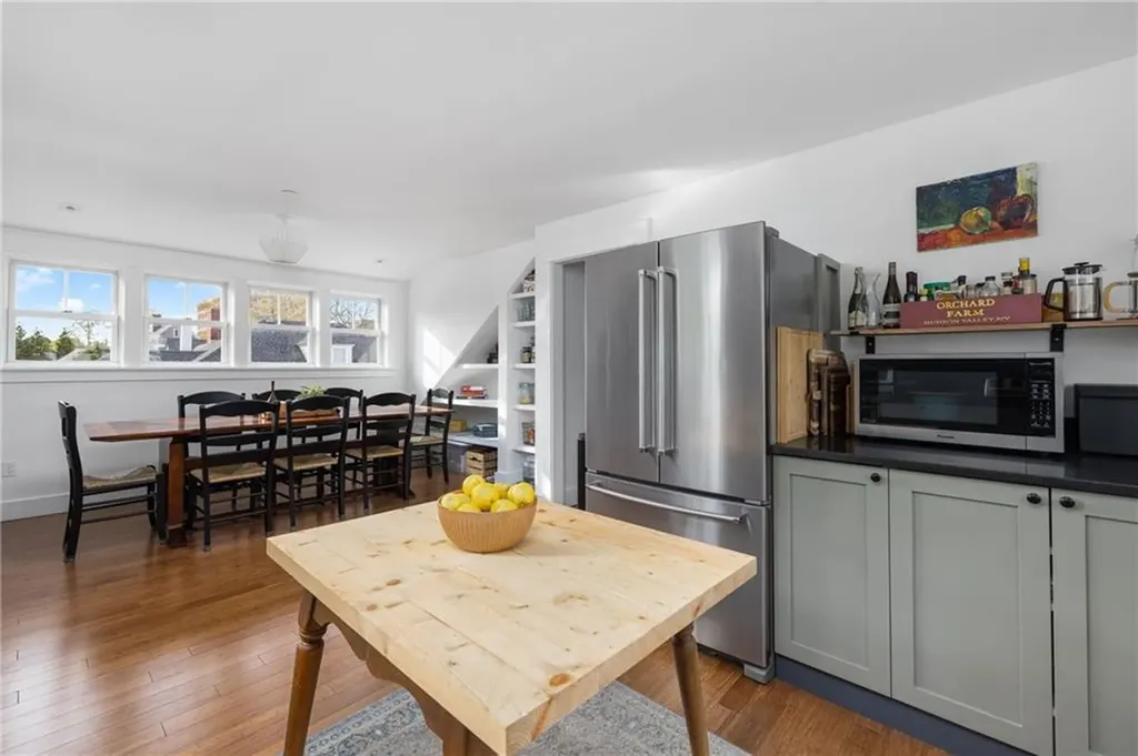 37 Powel Avenue Newport RI 02840
