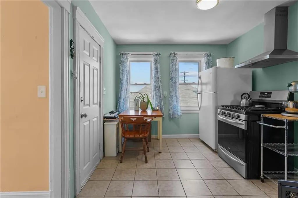 1136 Park Avenue Cranston RI 02910