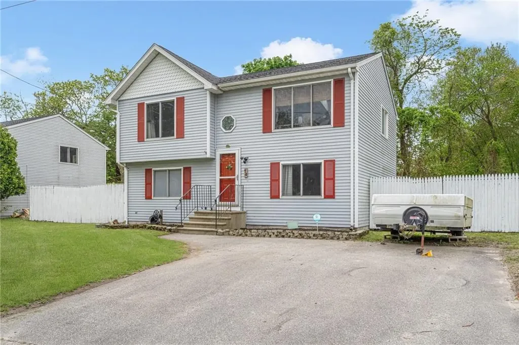 75 Fairhaven Avenue Warwick RI 02889