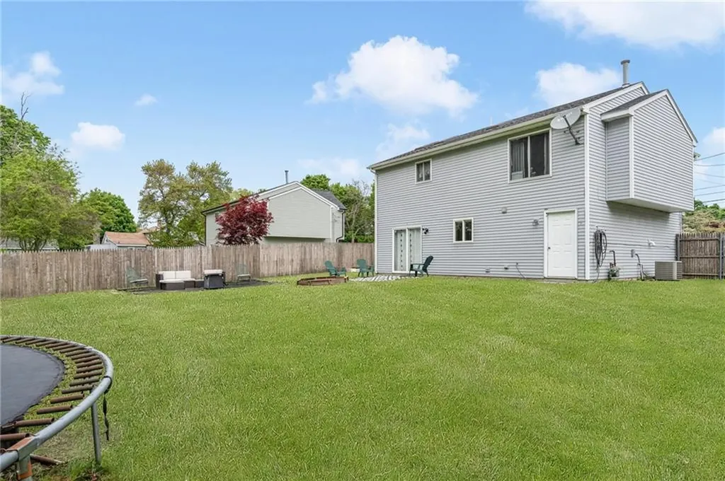 75 Fairhaven Avenue Warwick RI 02889