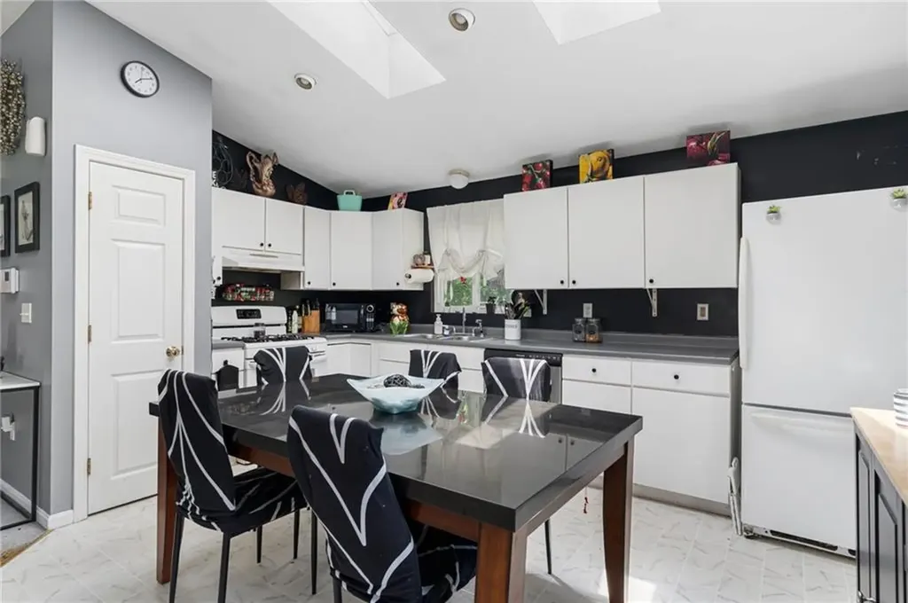 75 Fairhaven Avenue Warwick RI 02889