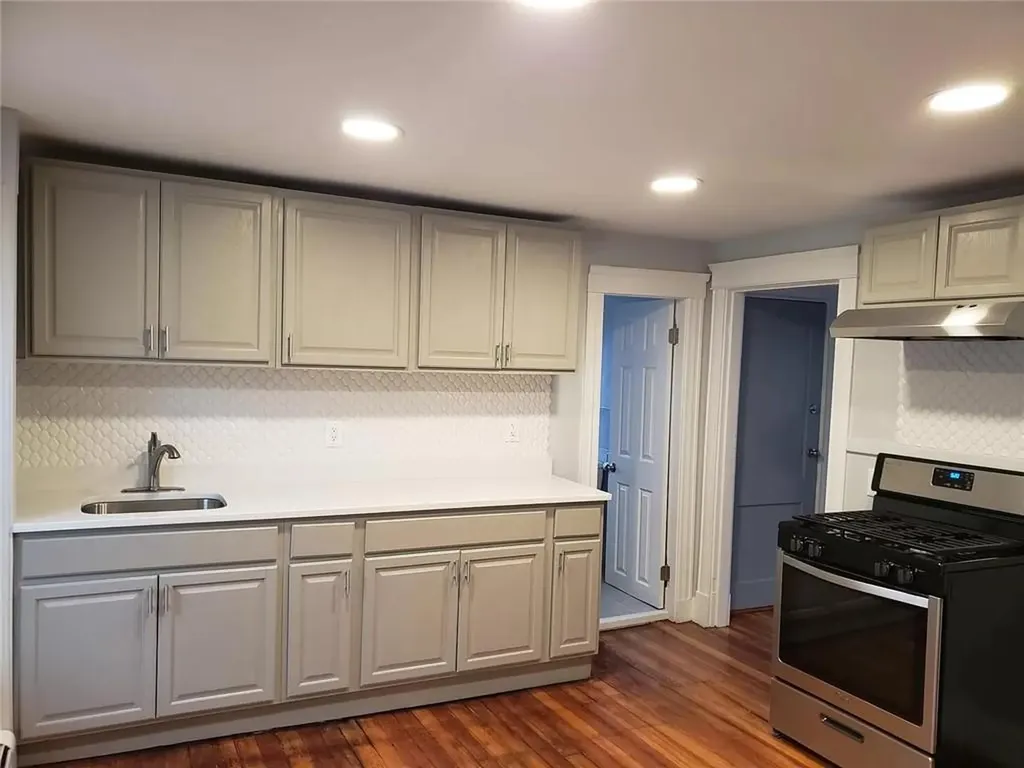 313 315 New York Avenue Providence RI 02905