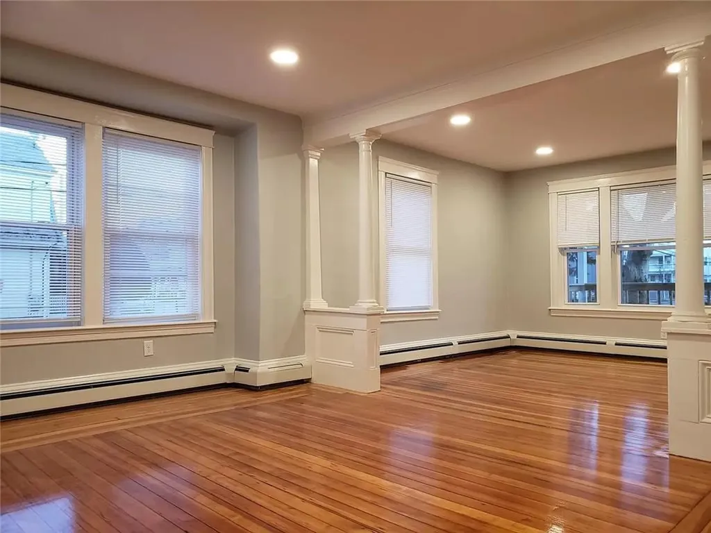 313 315 New York Avenue Providence RI 02905