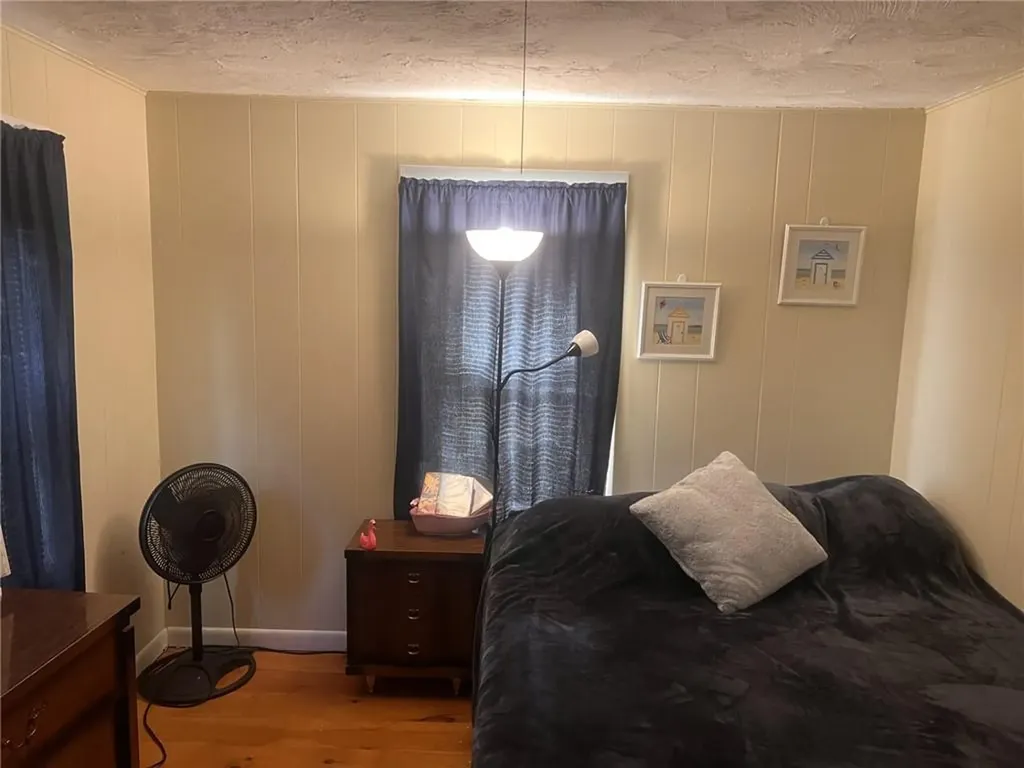 23 Sagamore Street Warwick RI 02889