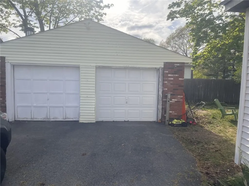 23 Sagamore Street Warwick RI 02889