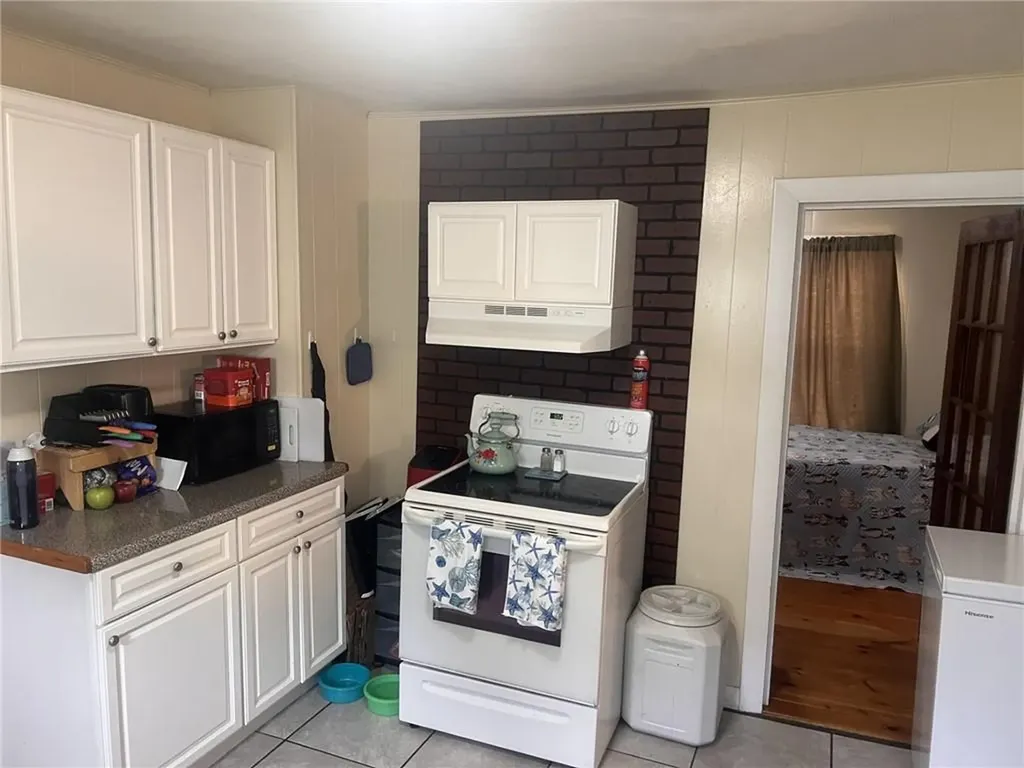 23 Sagamore Street Warwick RI 02889