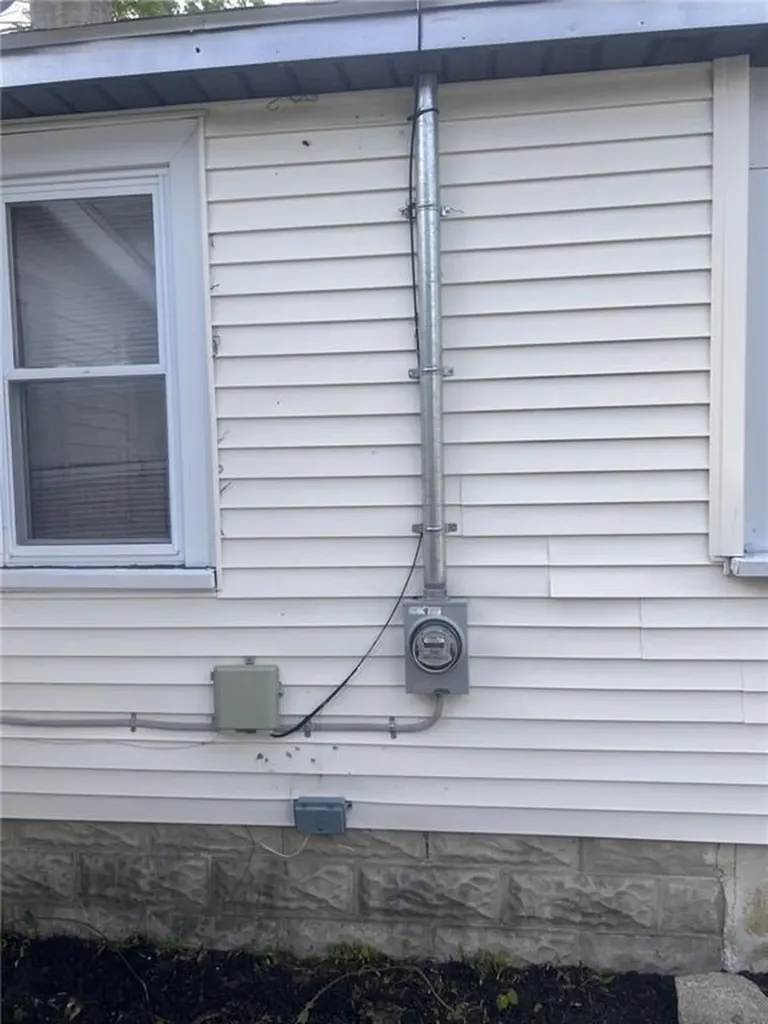 23 Sagamore Street Warwick RI 02889