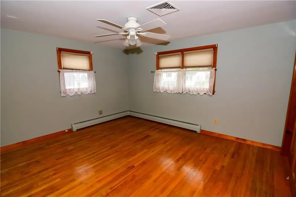 38 Carnation Drive Warwick RI 02886