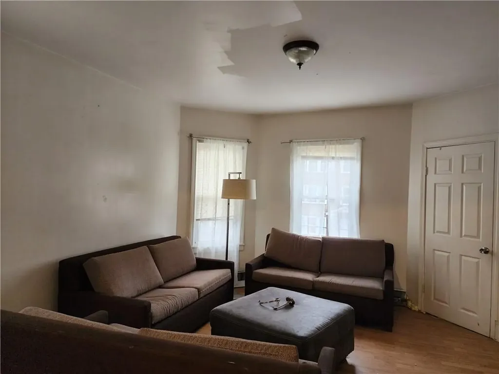 8 Sumter Street Providence RI 02907