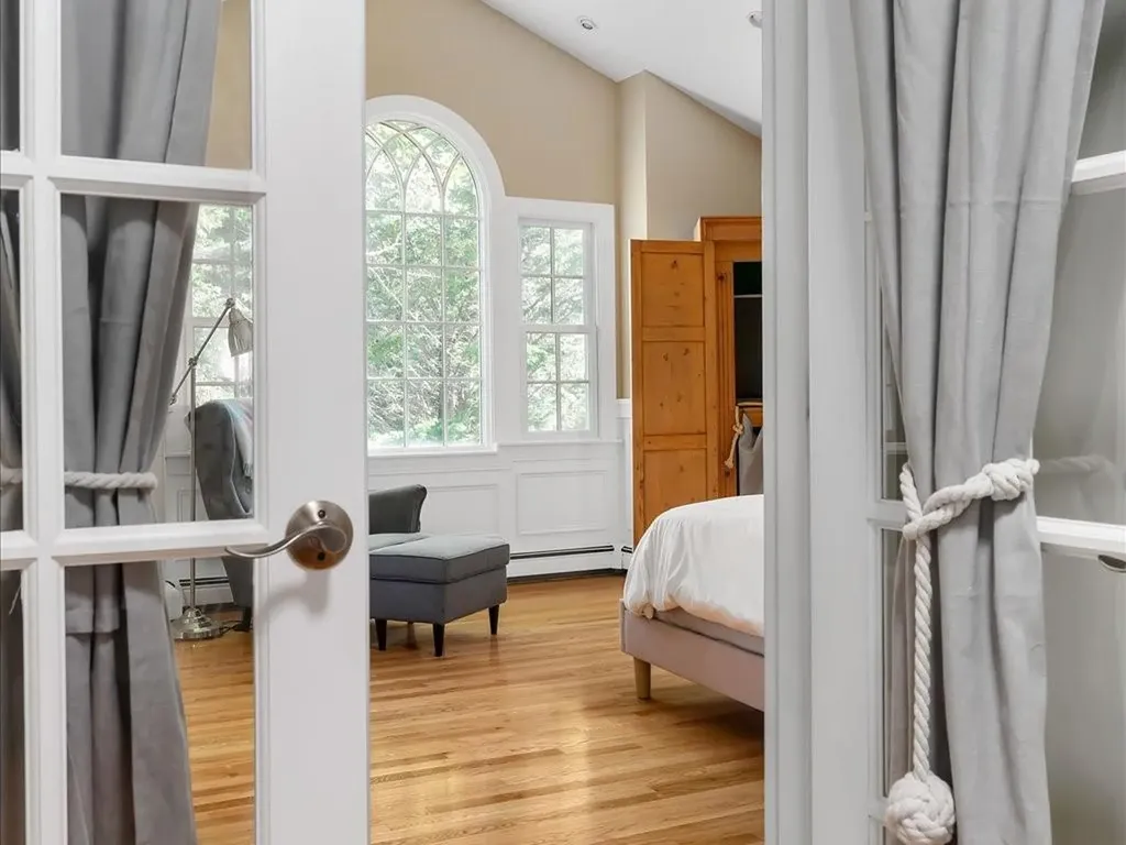 33 Chapin Road Barrington RI 02806