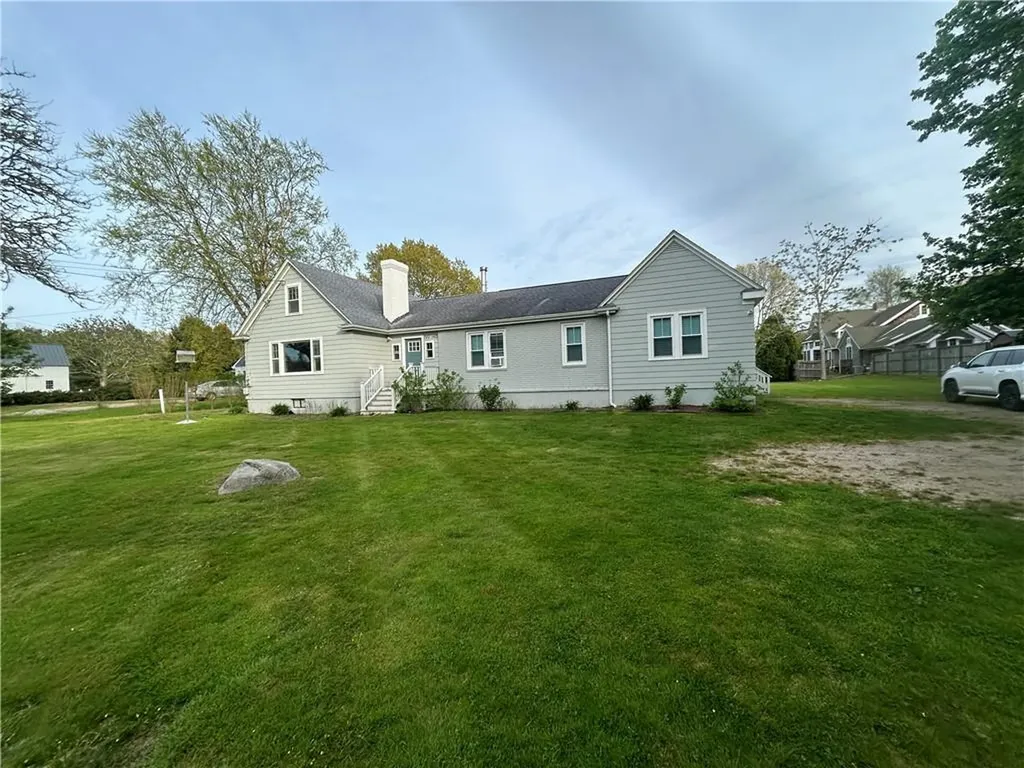 148 Watch Hill Road Westerly RI 02891