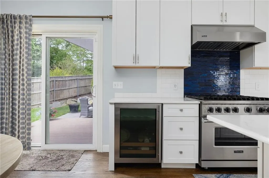 229 Narragansett Parkway Warwick RI 02888