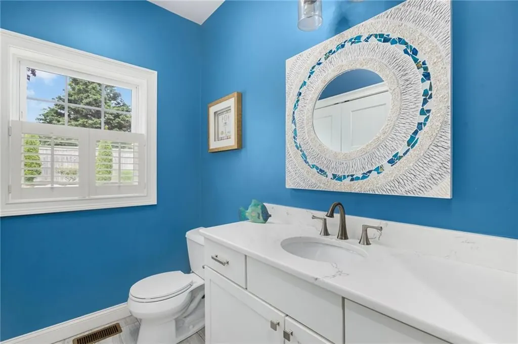 229 Narragansett Parkway Warwick RI 02888