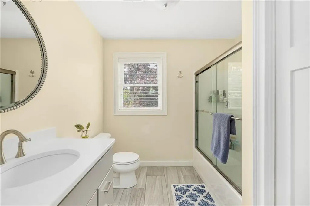 229 Narragansett Parkway Warwick RI 02888