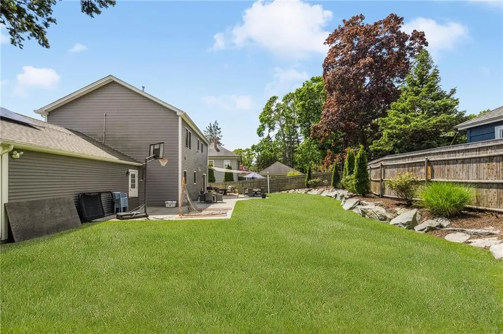 229 Narragansett Parkway Warwick RI 02888