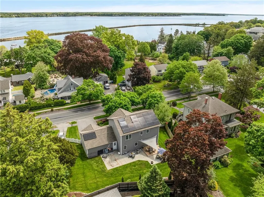 229 Narragansett Parkway Warwick RI 02888
