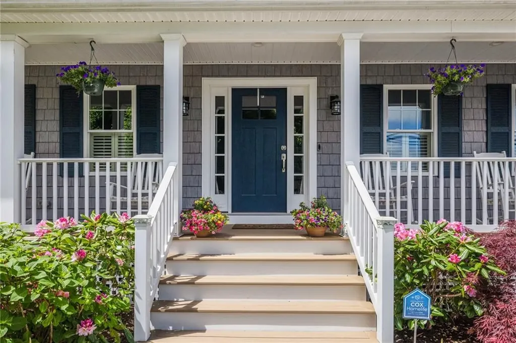 229 Narragansett Parkway Warwick RI 02888