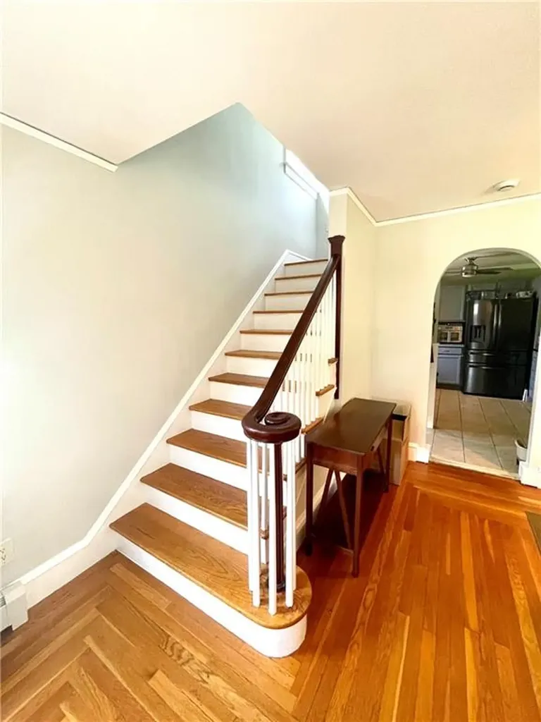 71 Elsie Street Cranston RI 02910